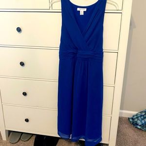 Blue sleeveless motherhood maternity dress